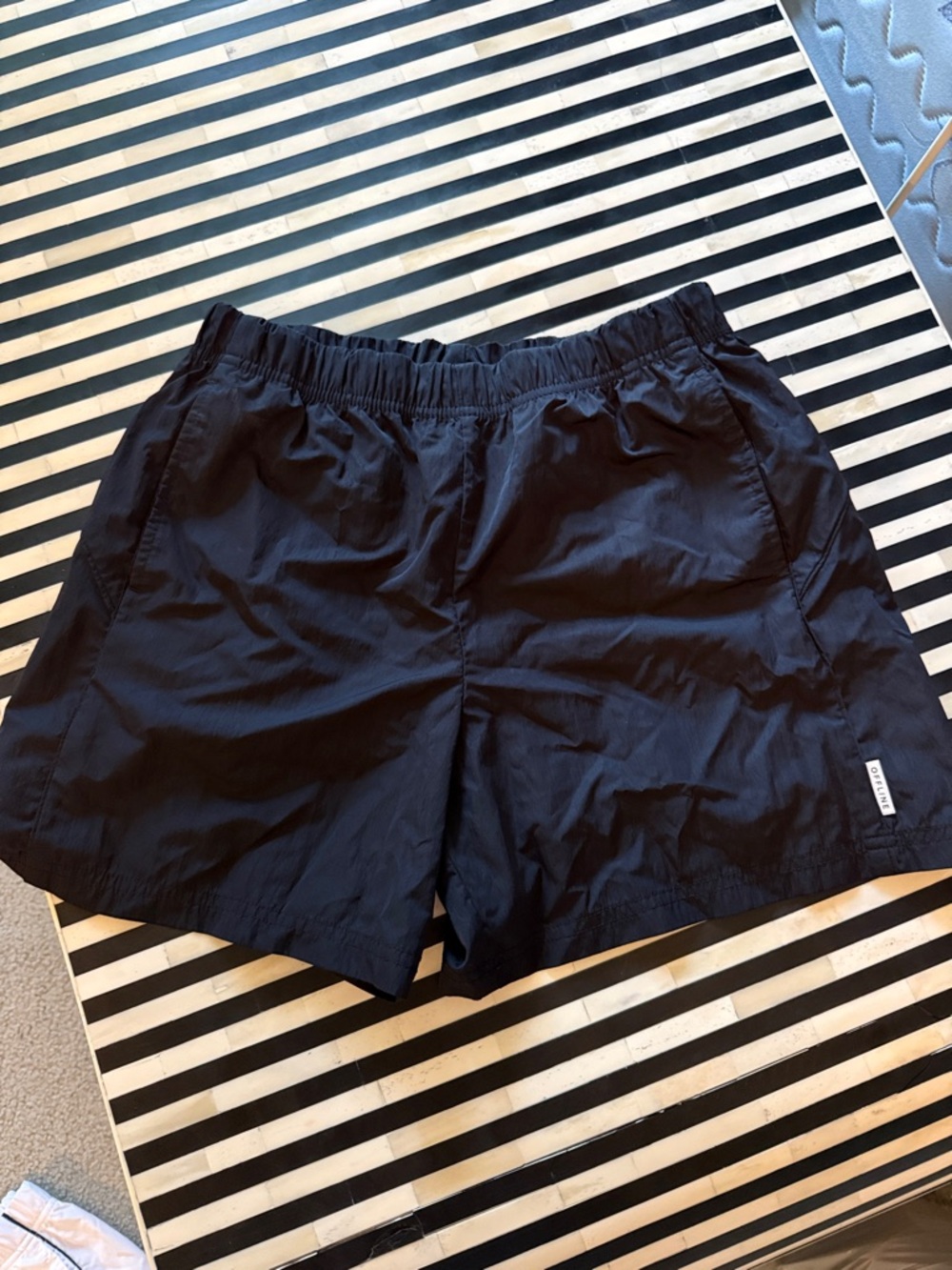 Aerie Offline track short. XS.